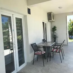 Appartement Dobric, Kaštel Štafilić