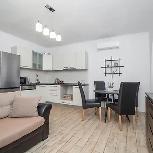 Feratjer Apartment